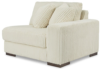 Lindyn Right-Arm Facing Corner Chair