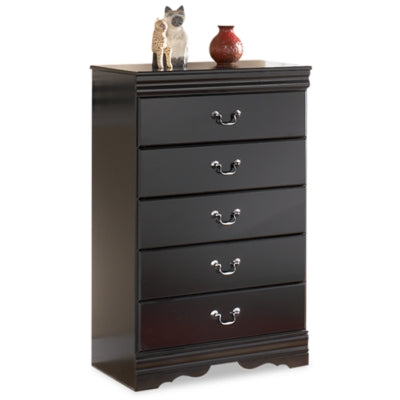 Huey Vineyard Chest of Drawers