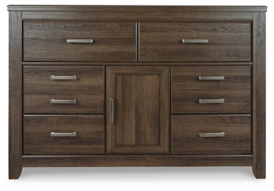Juararo Dresser