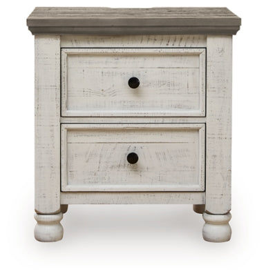Havalance Nightstand
